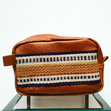 Load image into Gallery viewer, Leather and chaguar travel bag

